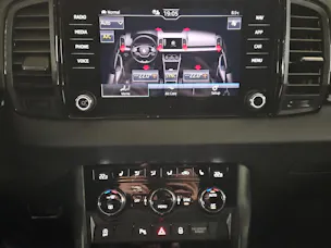 Škoda Karoq 2.0 TSI SportLine 4x4 DSG