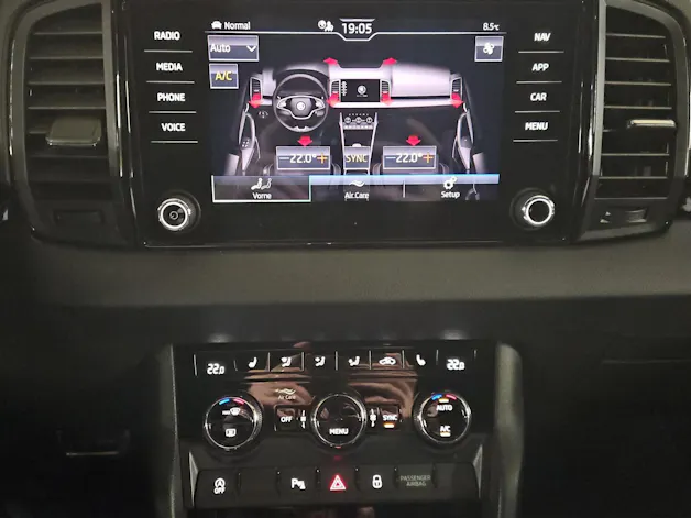 Škoda Karoq 2.0 TSI SportLine 4x4 DSG