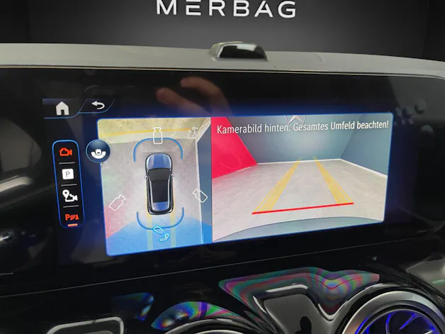 Mercedes-Benz EQA 300 4MATIC "Excellence Edition"