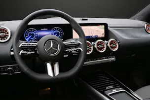 Mercedes-Benz EQA 350 4MATIC "Excellence Edition"