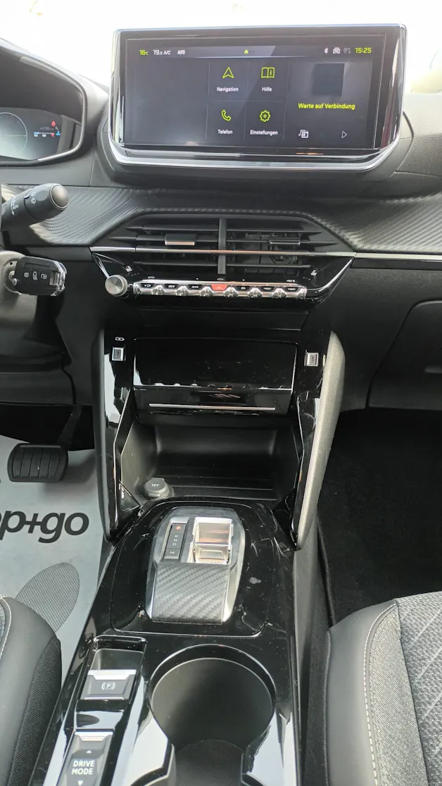 Peugeot 208 1.2 MHEV 110 Allure