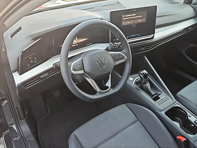 VW Golf 1.5 TSI Basis