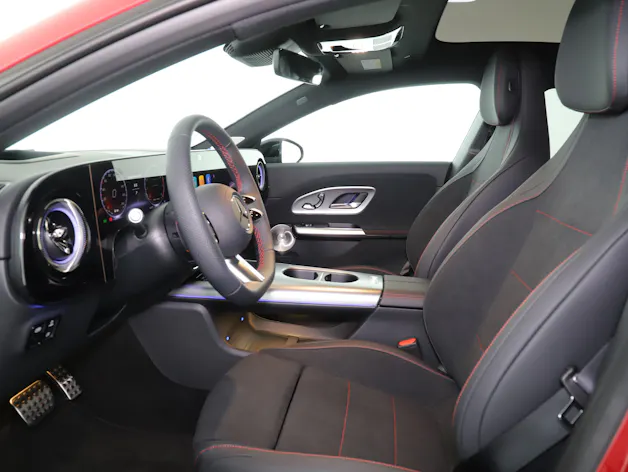 Mercedes-Benz CLA 200 8G-DCT 4Matic