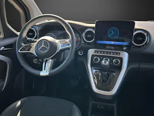 Mercedes-Benz T-Klasse 180D Progressive Automat