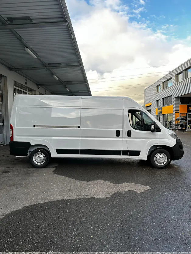 Opel Movano 2.2 d 3,5t L3H2 Essentia