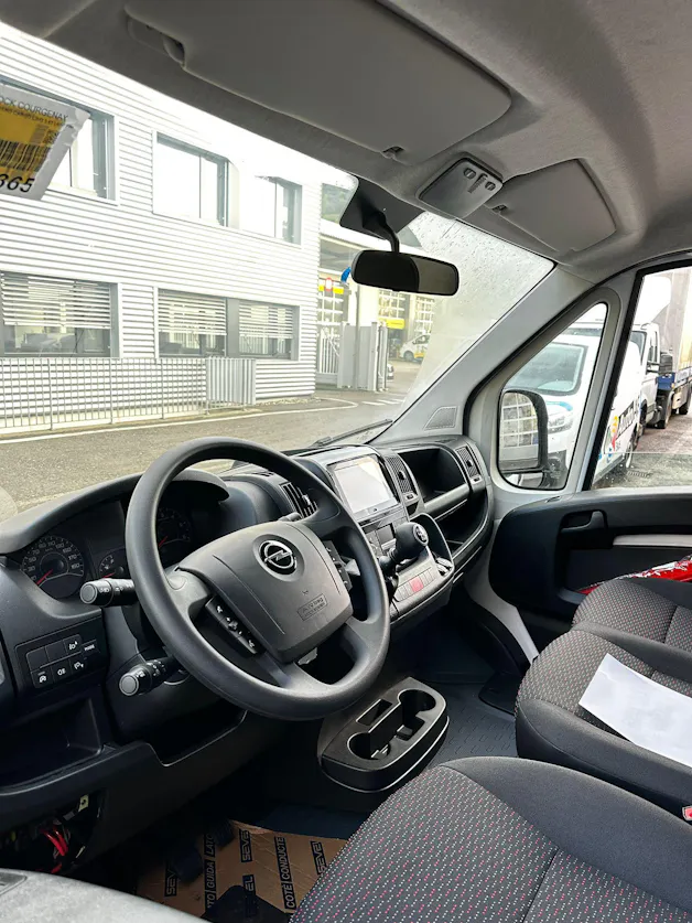 Opel Movano 2.2 d 3,5t L3H2 Essentia