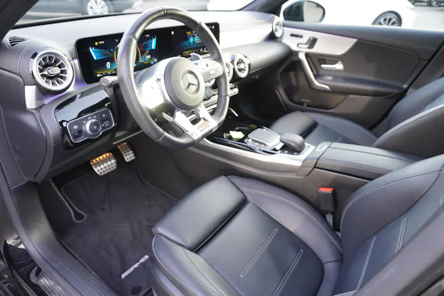 Mercedes-Benz A 35 AMG 4Matic Speedshift