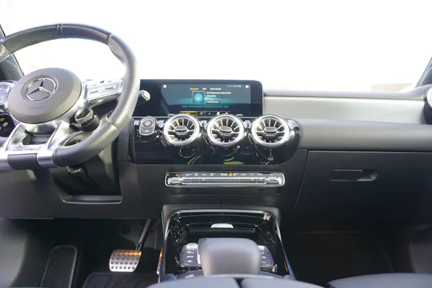 Mercedes-Benz A 35 AMG 4Matic Speedshift