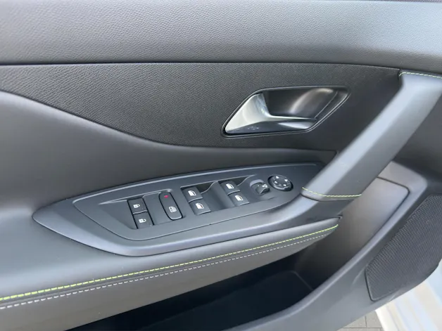 Peugeot 308 SW 1.6 PHEV 180 GT