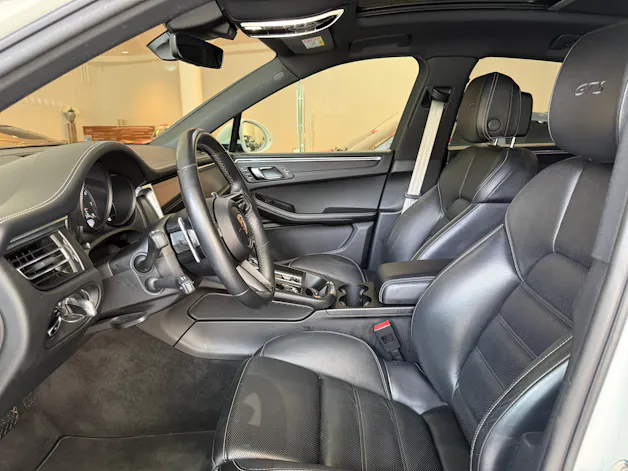 Porsche Macan GTS PDK