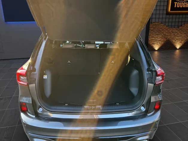 Ford Kuga 2.5i FHEV FULL-HYBRID 183 PS Sound Edition 4x4 AUTOMAT