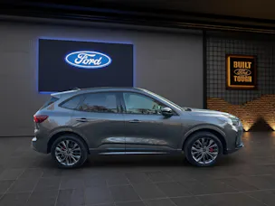 Ford Kuga 2.5i FHEV FULL-HYBRID 183 PS Sound Edition 4x4 AUTOMAT