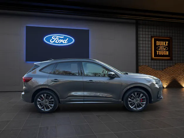 Ford Kuga 2.5i FHEV FULL-HYBRID 183 PS Sound Edition 4x4 AUTOMAT