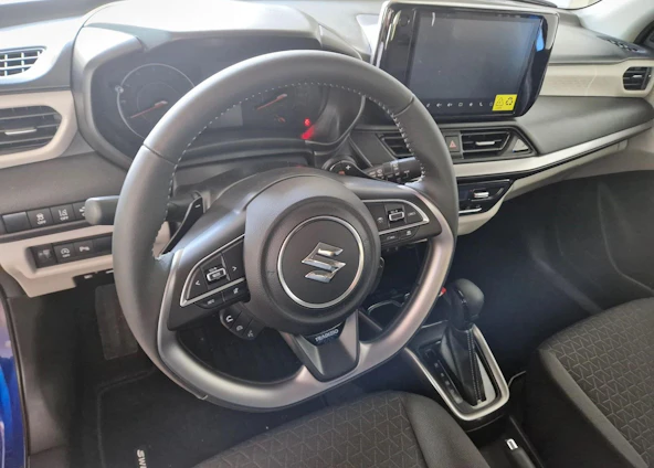 image du véhicule 8 image du véhicule 8