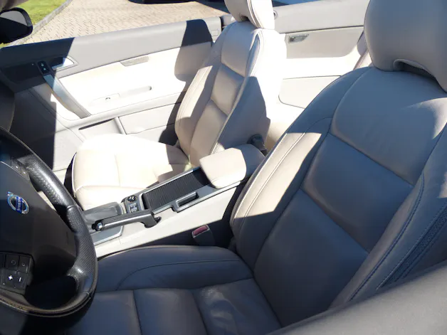 Volvo C70 2.4i Momentum