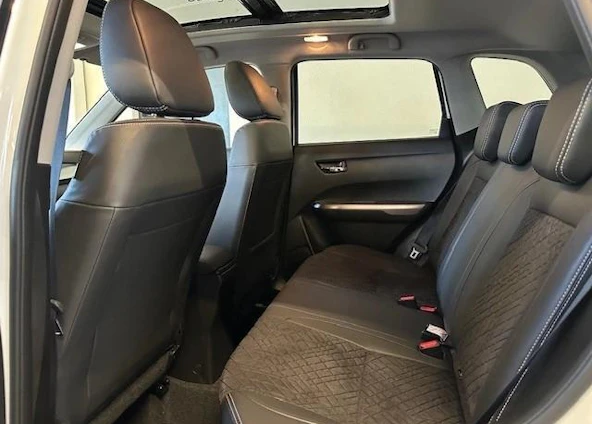 image du véhicule 3 image du véhicule 3