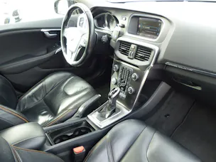 Volvo V40 Cross Country T4 2.0 AWD Summum Geartronic