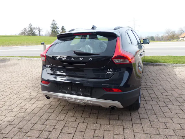 Volvo V40 Cross Country T4 2.0 AWD Summum Geartronic