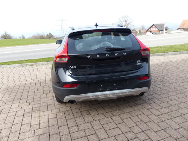 Volvo V40 Cross Country T4 2.0 AWD Summum Geartronic