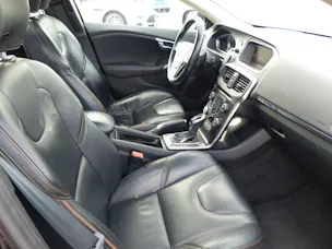 Volvo V40 Cross Country T4 2.0 AWD Summum Geartronic