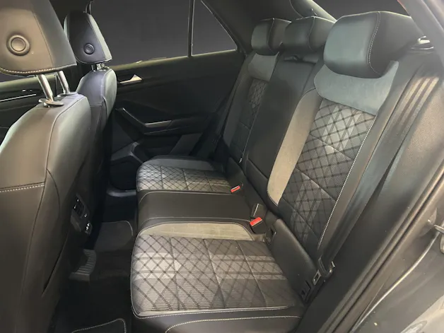 VW T-Roc 2.0 TSI R-Line DSG 4Motion