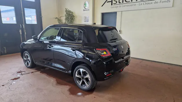 Suzuki Swift 1.2 Compact Top Hybrid 4x4