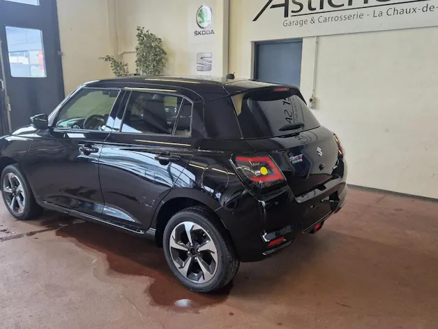 Suzuki Swift 1.2 Compact Top Hybrid 4x4