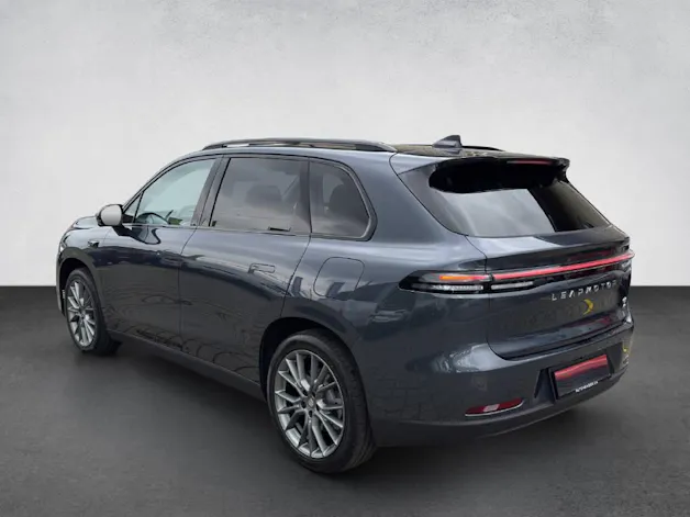 Leapmotor C10 EV AWD