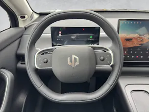 Leapmotor C10 EV AWD