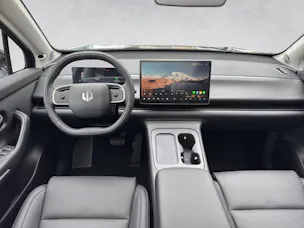 Leapmotor C10 EV AWD