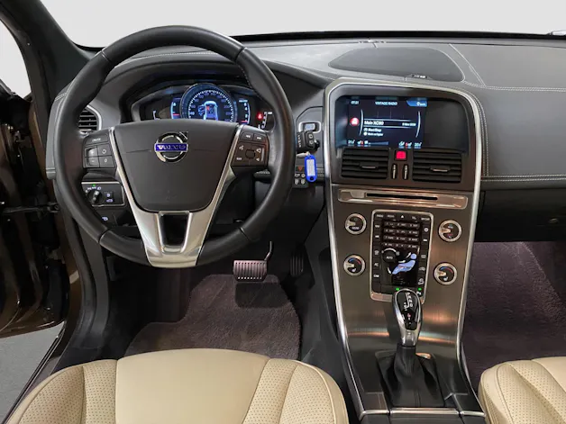Volvo XC60 2.5 T5 Summum AWD
