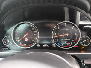 BMW X5 M50d