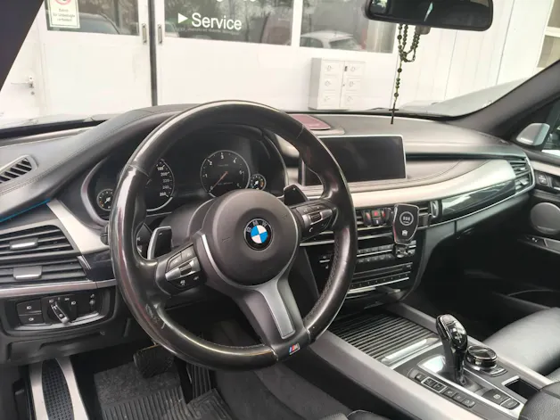 BMW X5 M50d
