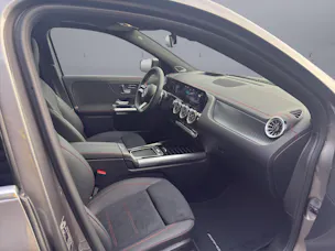 Mercedes-Benz EQA 300 AMG Line 4matic