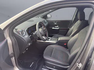 Mercedes-Benz EQA 300 AMG Line 4matic