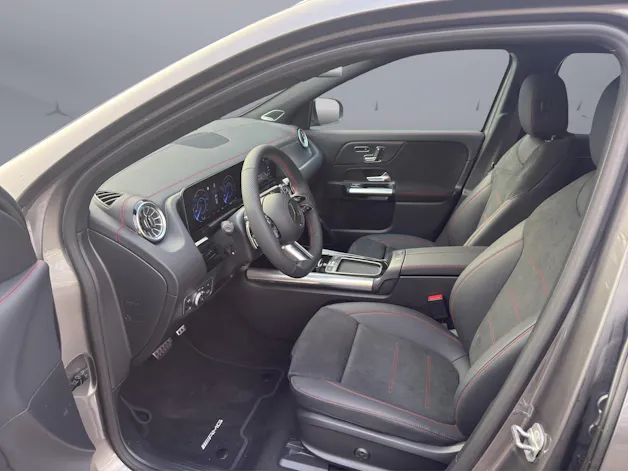 Mercedes-Benz EQA 300 AMG Line 4matic