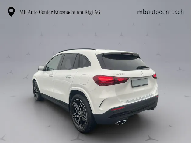 Mercedes-Benz GLA 250 Swiss Star AMG Line 4matic