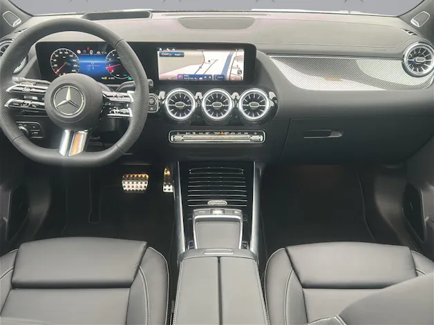 Mercedes-Benz GLA 250 Swiss Star AMG Line 4matic