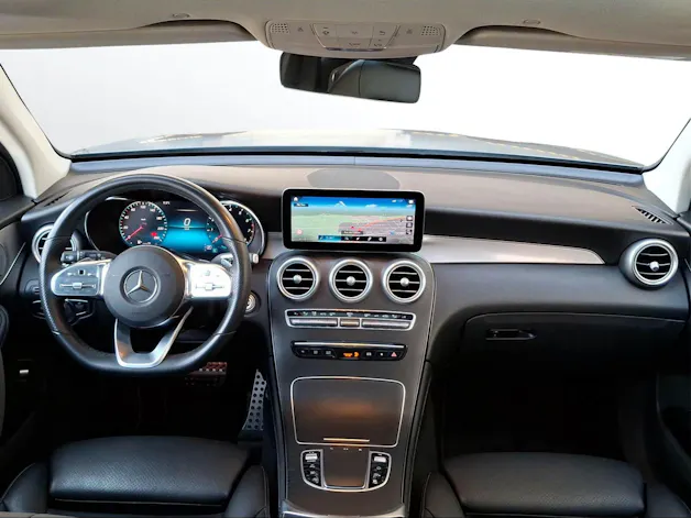 Mercedes-Benz GLC 300 AMG Line 4m