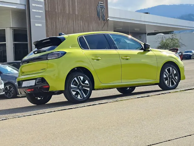 Peugeot 208 1.2 Hybrid 110c Allure (8 ans de garantie)