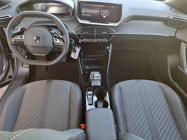 Peugeot 2008 1.2 Hybrid 145cv Allure (8 ans de garantie)