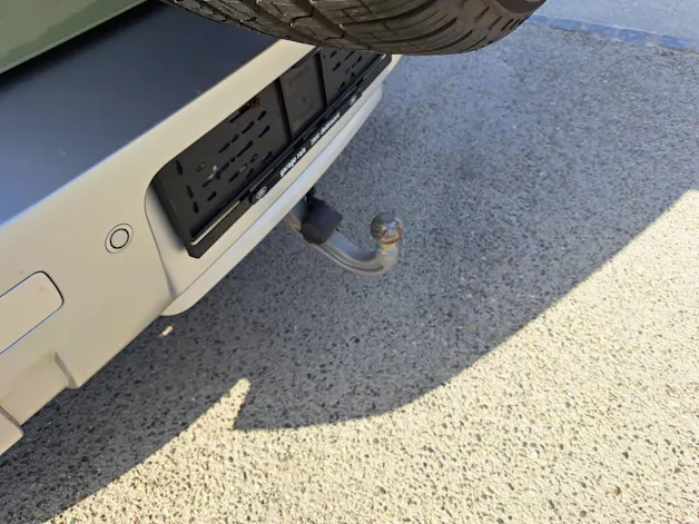 Land Rover Defender 110 2.0 P400e 75th Edition