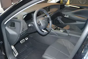 DS Automobiles No4 1.6 E-Tense Performance Line
