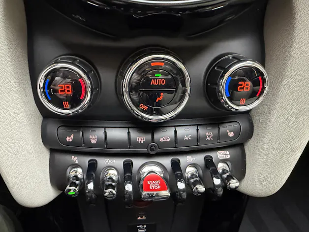Mini Cabrio F57 2.0i John Cooper Works SAG