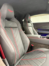 https://vehicle.imgix.net/4220391/013c2837-fd13-4f37-970a-4c3b5c9f63f2.jpeg