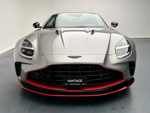Aston Martin V8 Vantage Coupé 4.0 S V8 Bi-Turbo by "Q"