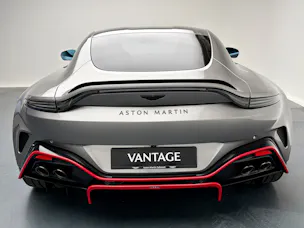 Aston Martin V8 Vantage Coupé 4.0 S V8 Bi-Turbo by "Q"