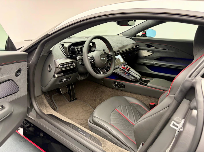 image du véhicule ASTON MARTIN VANTAGE S