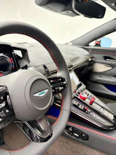 image du véhicule ASTON MARTIN V8 Vantage Coupé 4.0 S V8 Bi-Turbo by "Q"