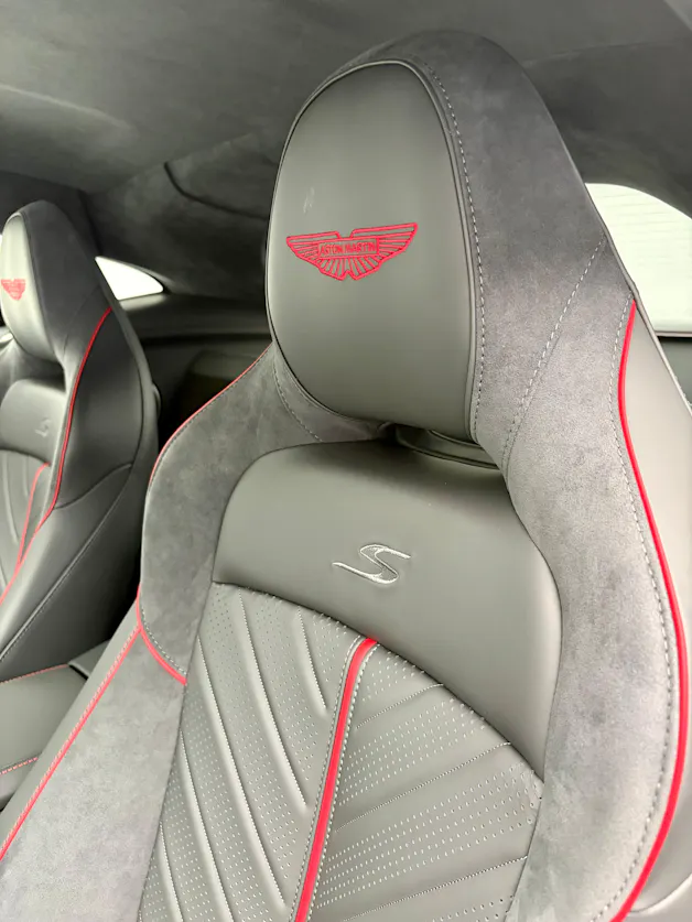 Aston Martin V8 Vantage Coupé 4.0 S V8 Bi-Turbo by "Q"